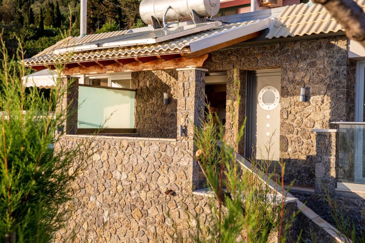 Holiday home Black Rocks Luxury Seafront Agios Gordios (Corfu)